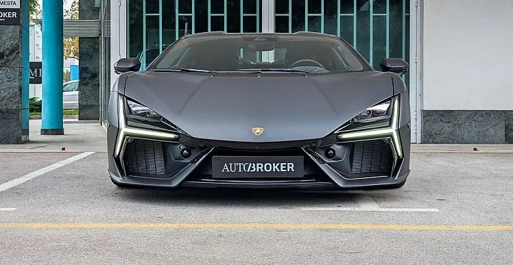 Zunanja slika - Lamborghini Revuelto - NERRO II - NA ZALOGI - 2