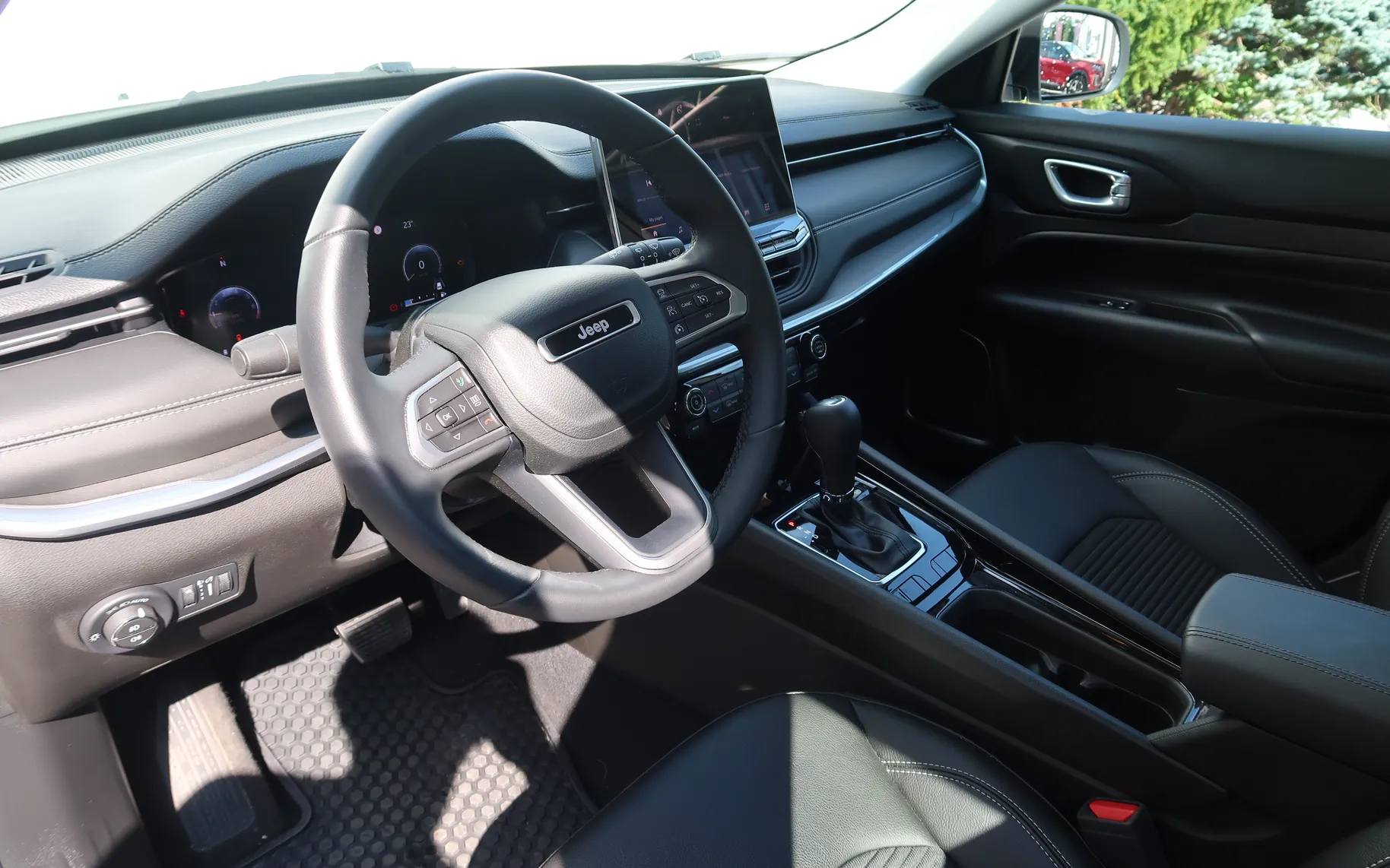 Zunanja slika - Jeep Compass - 1.5 T4 DCT7 e-Hybrid 96kW Summit - 6