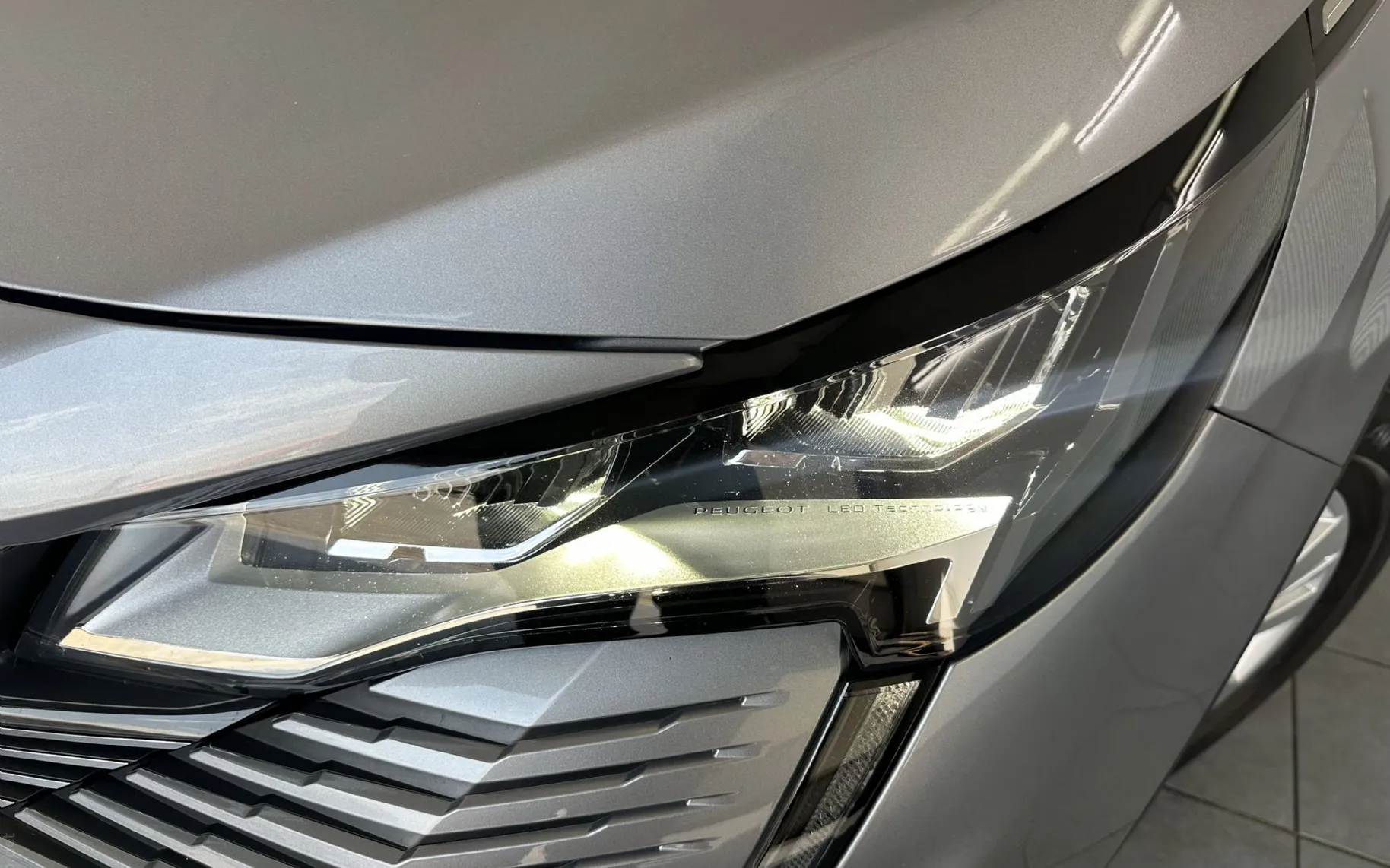 Zunanja slika - Peugeot 5008 - 1.5 BlueHDI 130 S S Active.7 SEDEŽEV.NAVI.TOP - 2