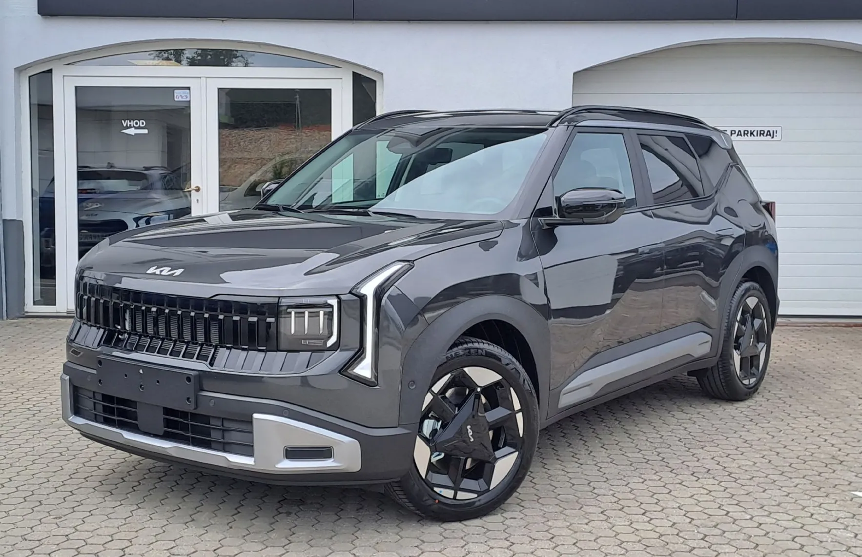 Zunanja slika - KIA Seltos - 1.6 T-GDi EX STYLE DCT 2WD - 1