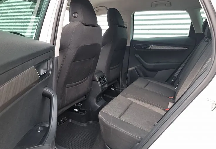 Zunanja slika - Škoda Karoq - 1.5 TSI Sportline DSG-VIRTUAL-49.353km-KAMERA- - 8