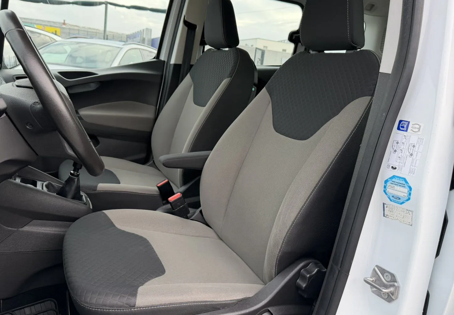 Zunanja slika - Ford Tourneo - Courier 1.5 TDCI 2X DRSNA-KLIMA-OD 93-139000KM-VEC VOZIL - 8