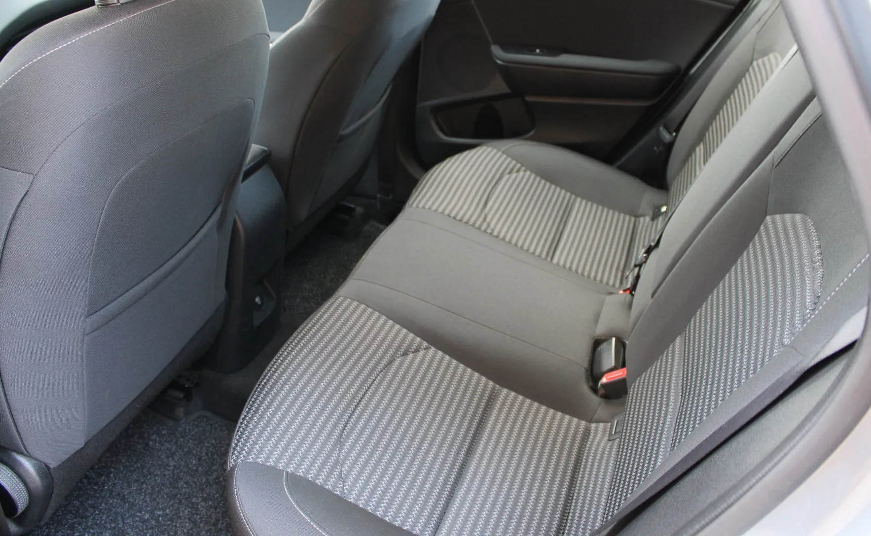Zunanja slika - KIA Ceed - SW  SW 1.6 CRDi MHEV Business DCT - 14