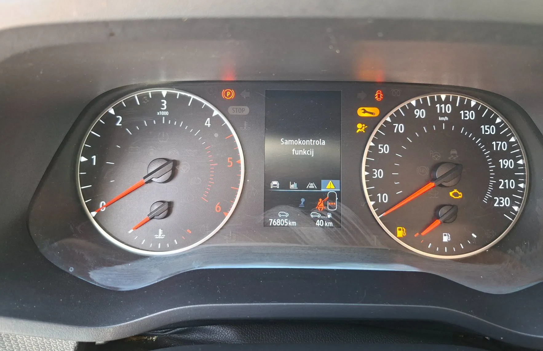 Zunanja slika - Renault Trafic - L2H1P2 - 13