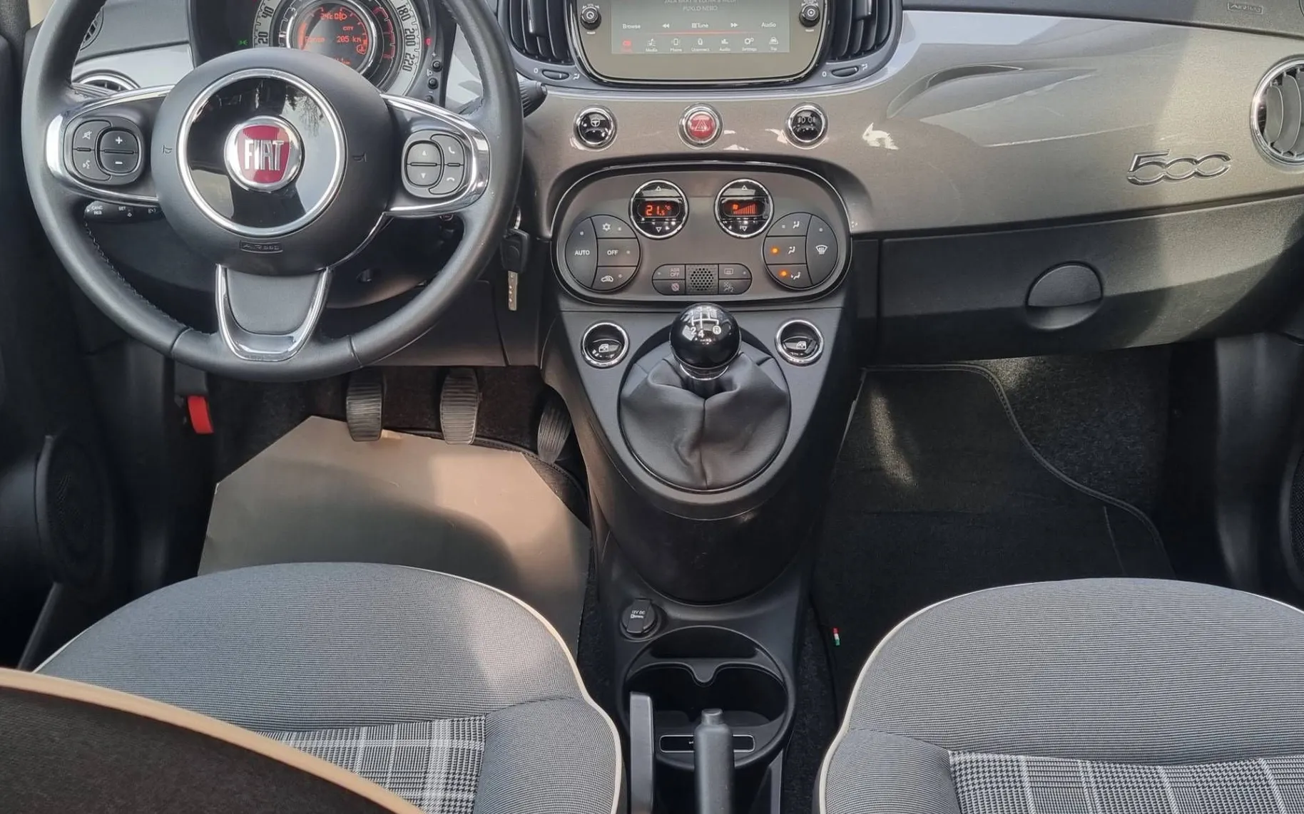 Zunanja slika - Fiat 500 - 1.2 Lounge-Panorama-2xLED-PDC-Tempmat-Touchscreen - 11