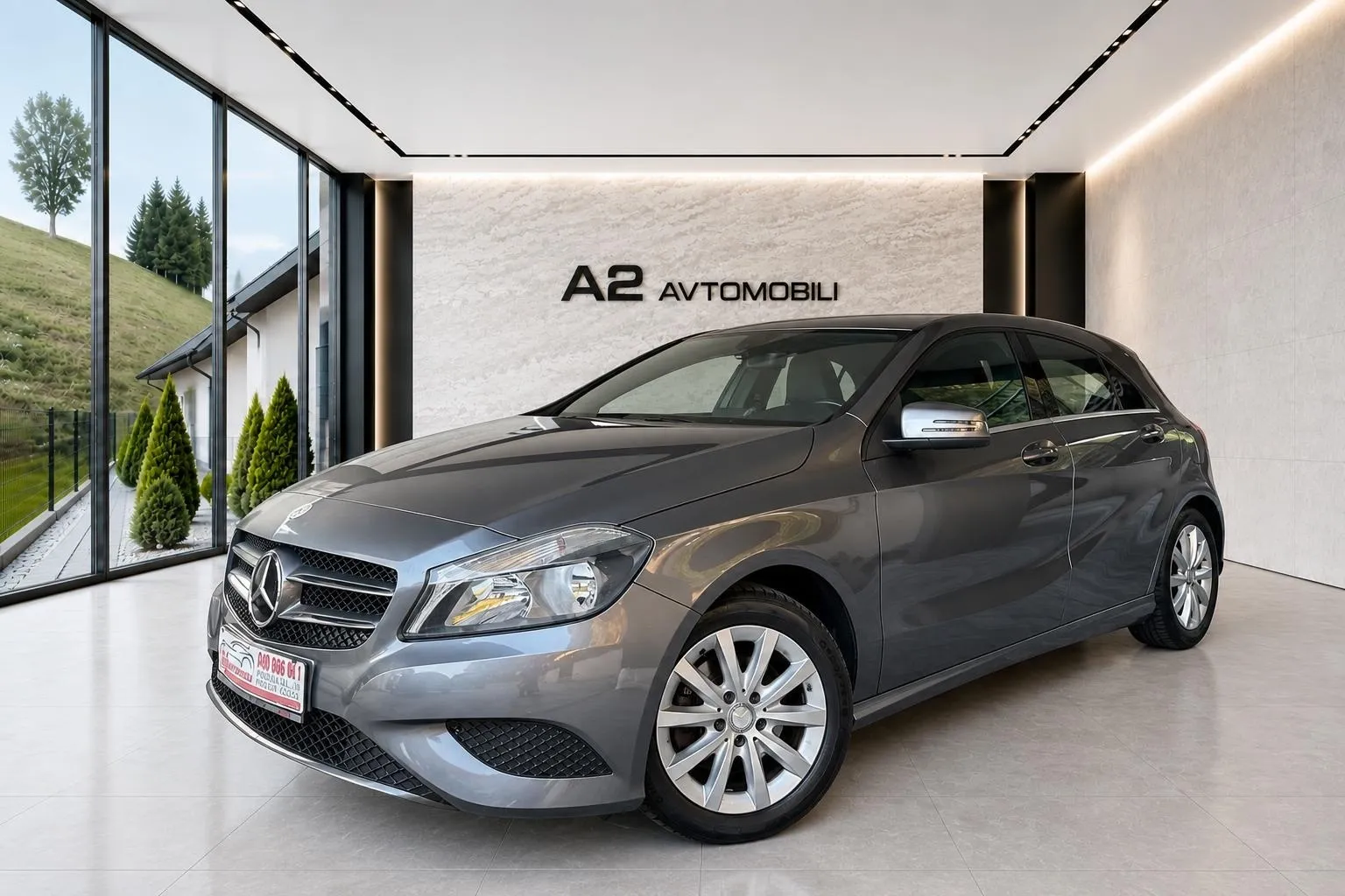 Notranja slika - Mercedes-Benz A-Razred - 180 -AMG SEDEŽI-KLIMA-ALU- - 7