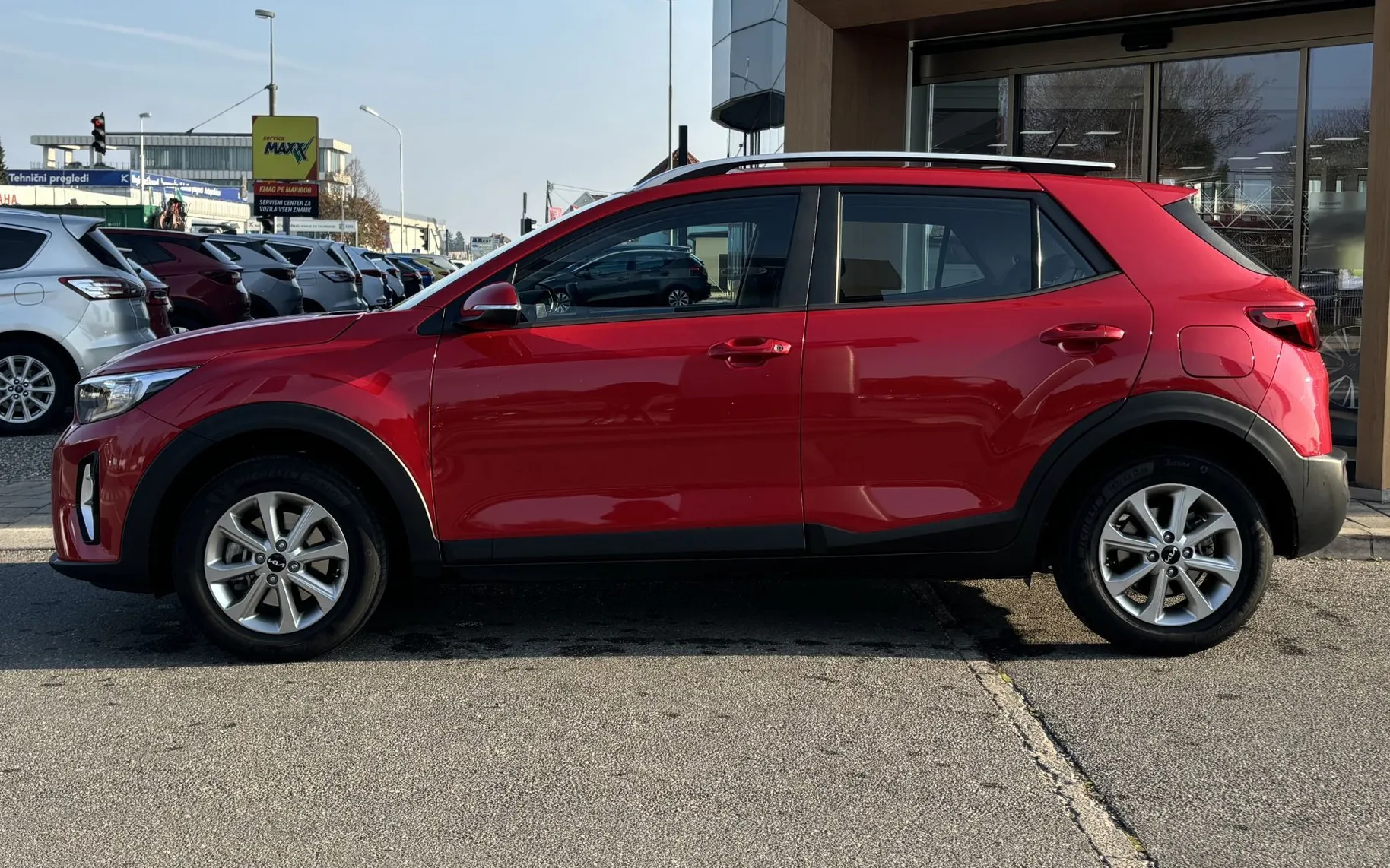 Zunanja slika - KIA Stonic - 1.2 DPI 57.9 kW  79 KM  LX Urban+ M T - 3