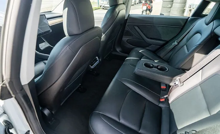 Zunanja slika - Tesla Model 3 - Standard Range Plus - 11