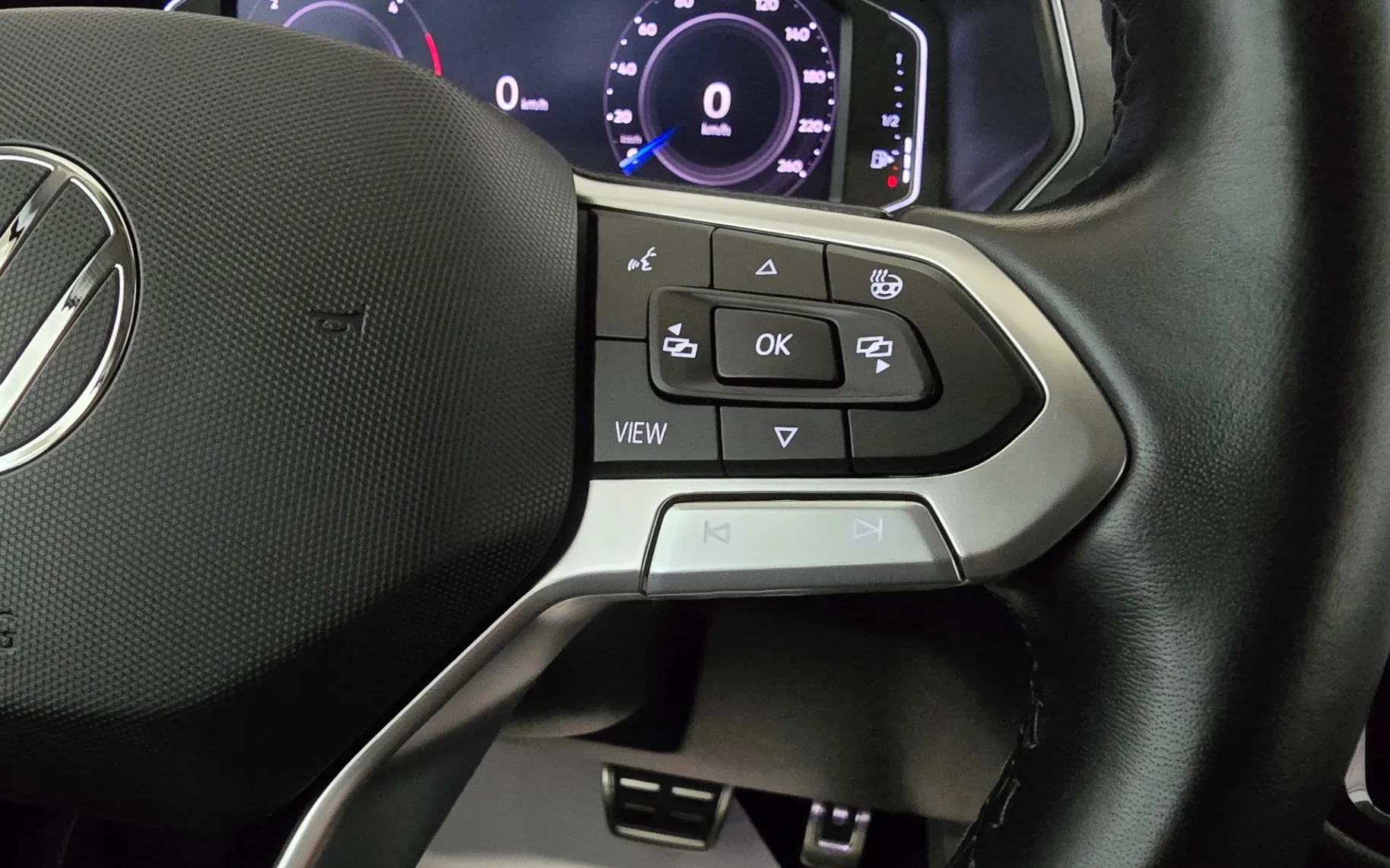 Zunanja slika - VW Tiguan - 2.0 TDI 4Motion DSG Elegance - 13