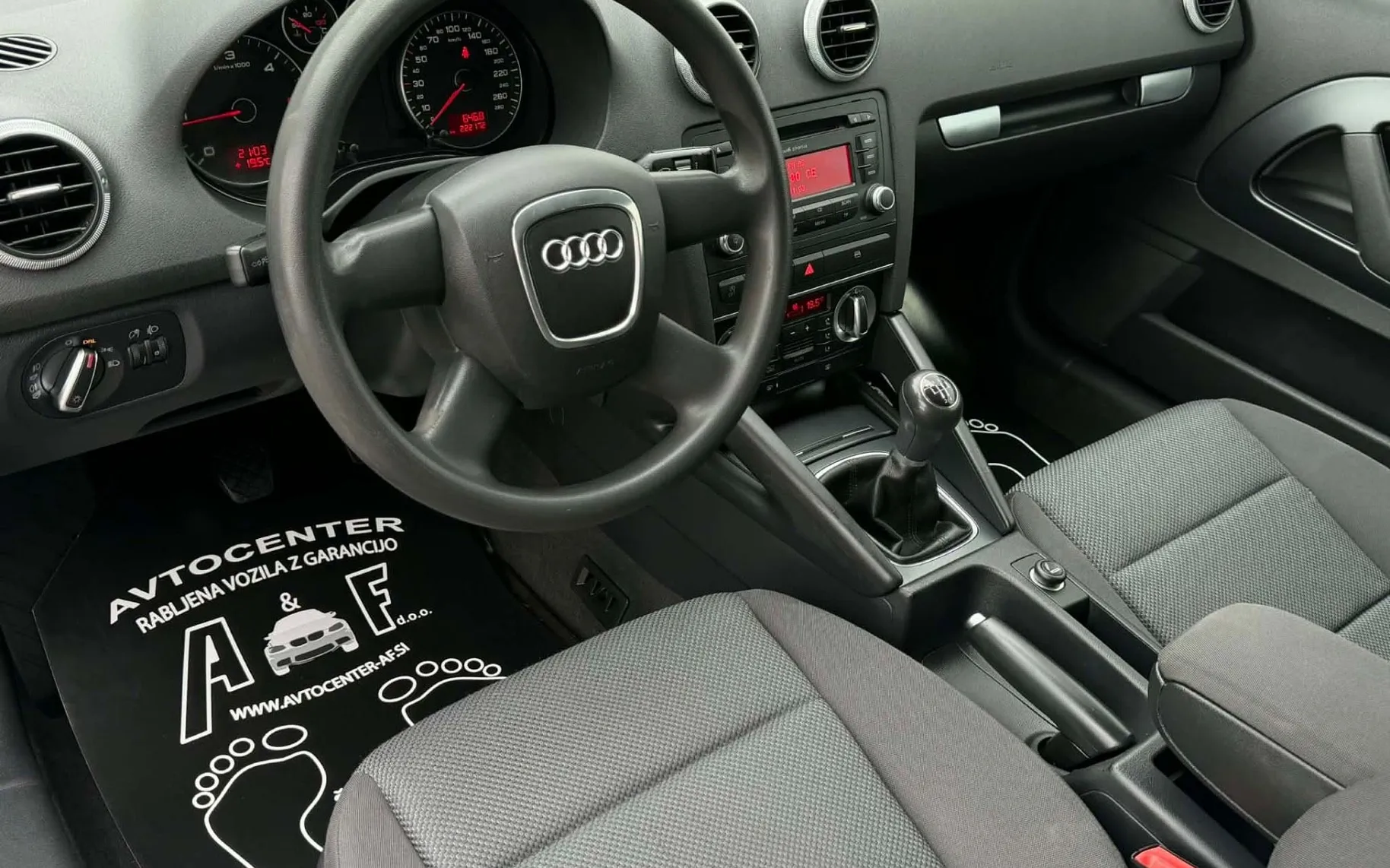 Notranja slika - Audi A3 - 1.6 TDI-LIZING ZA TUJCE-222.000km-ODLIČEN- - 8