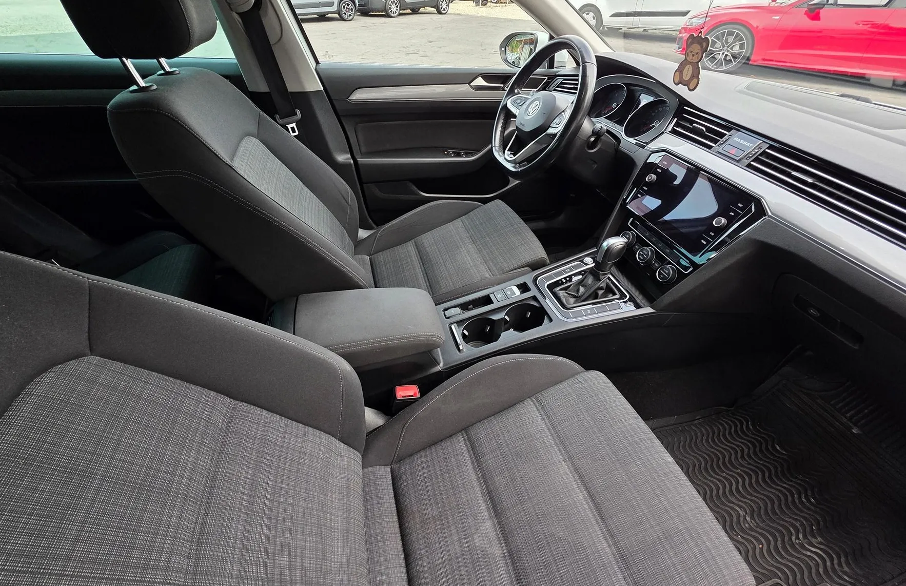 Zunanja slika - Volkswagen Passat - Variant 2.0 TDI BMT SCR DSG LED-NAVI-PDC-2.LASTNIK - 11