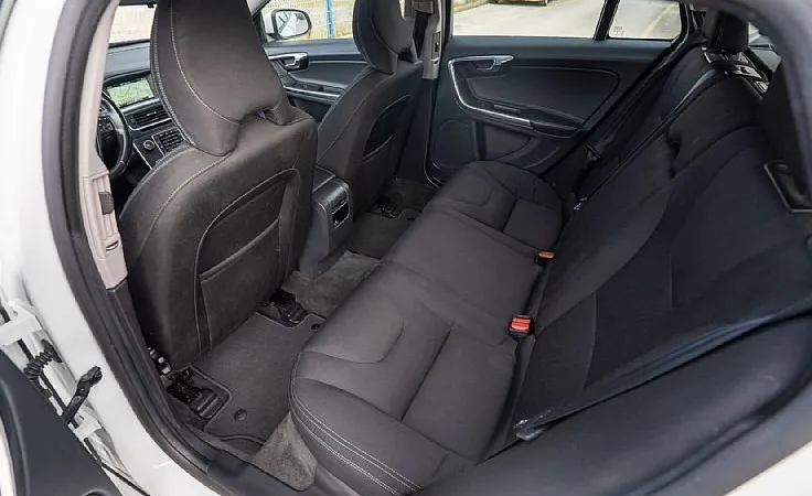 Zunanja slika - Volvo V60 - D4 A Business - 11