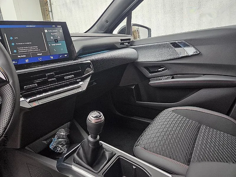 Zunanja slika - Renault Clio - 6 Techno TCE115 Automatik+Varnost.vožnja in park - 11