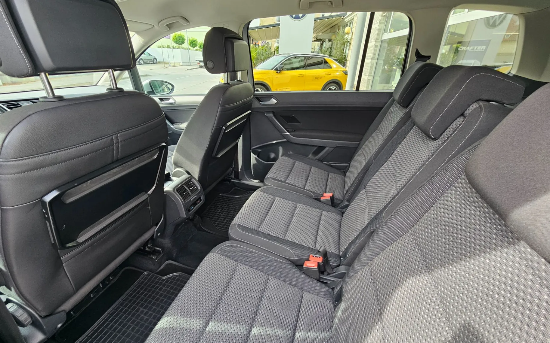 Zunanja slika - Volkswagen Touran - 1.6 TDI Comfortline 85kW - 8