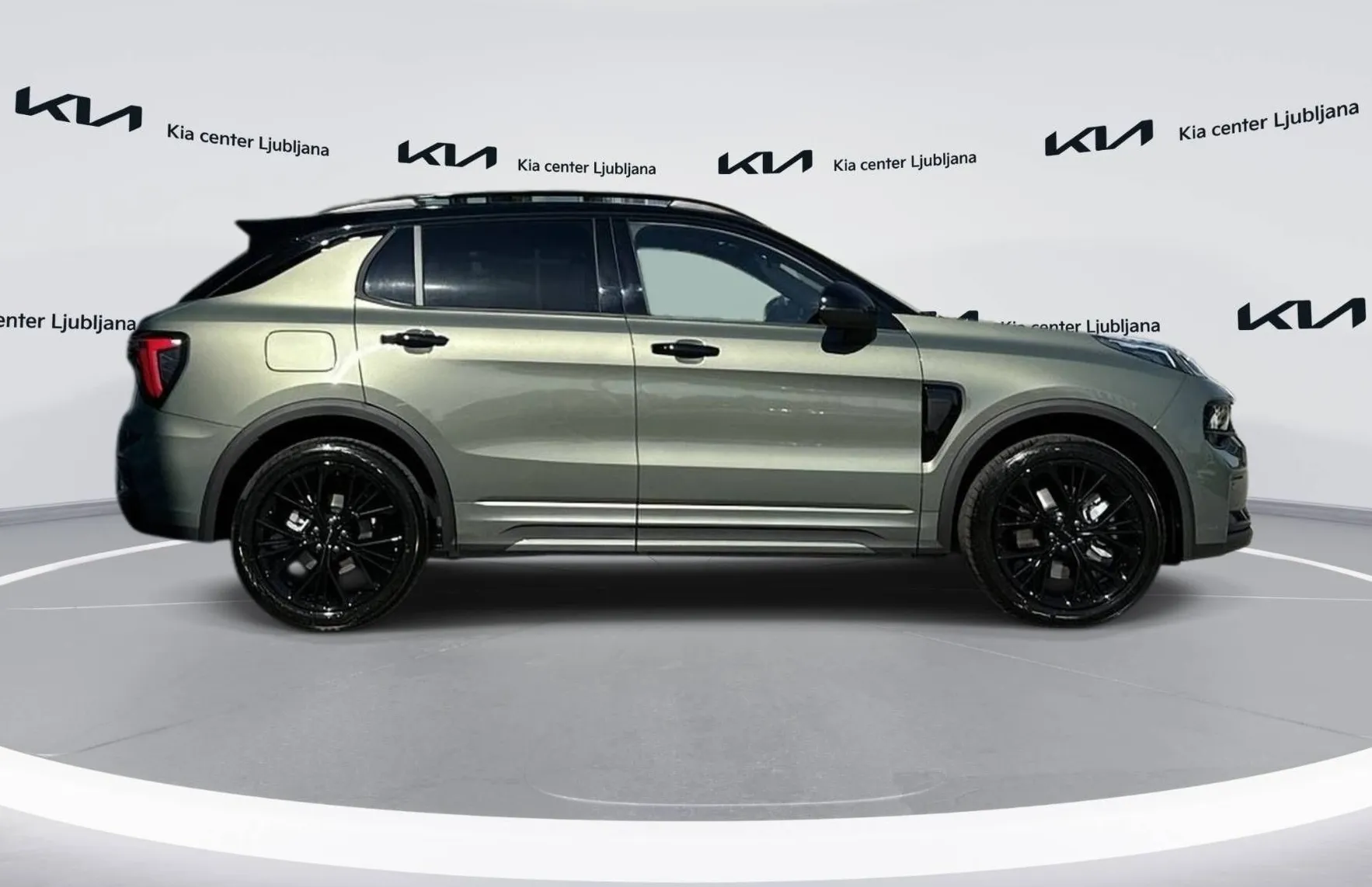 Zunanja slika - Lynk & Co 01 - 1.5 TD Plug-In Hibrid More - 4