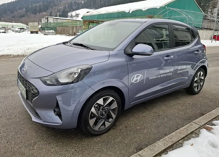 Zunanja slika - Hyundai i10 - 1.0 Style.WINTER. naslon . rg - 3