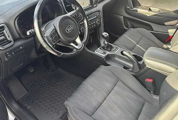 Zunanja slika - KIA Sportage - 2WD 1.7 CRDI City - VLEČNA KLJUKA. 1.LASTNIK.... - 10