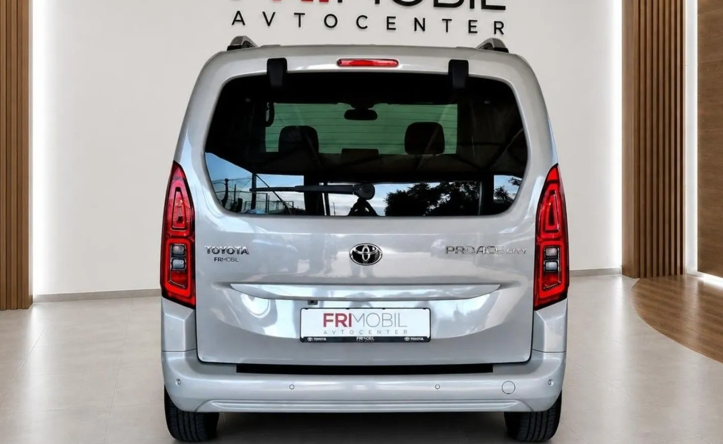 Zunanja slika - Toyota Proace - City Verso L1 1.5 D4-D Venture •Slovensko vozilo• - 4