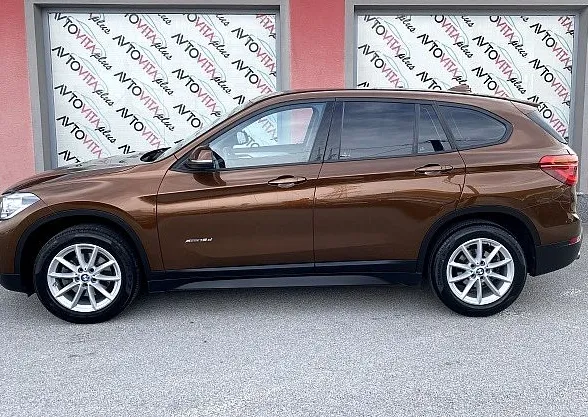 Zunanja slika - BMW X1 - serija :  xDrive18d Advantage LED SPORT NAVI PDC - 2