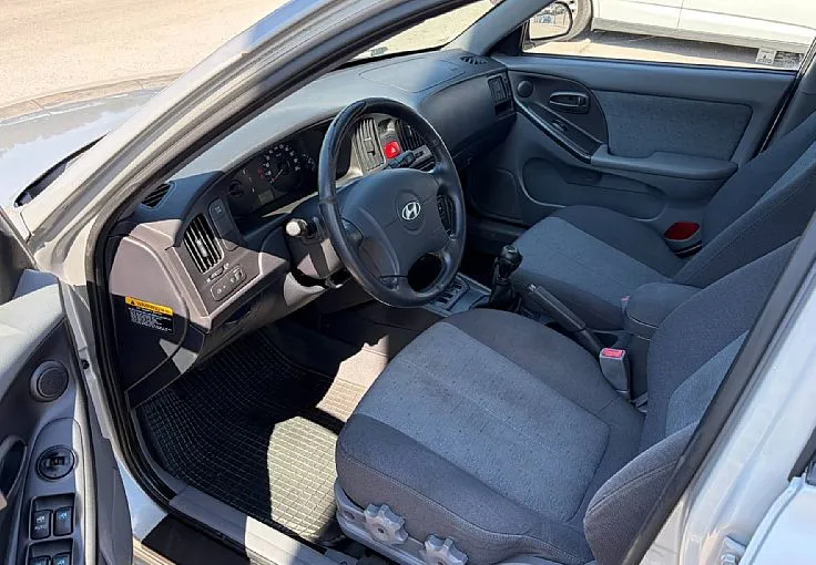 Zunanja slika - Hyundai Elantra - 2.0 CVVT GLS Top-K LEPO OHRANJENO VOZILO - 8