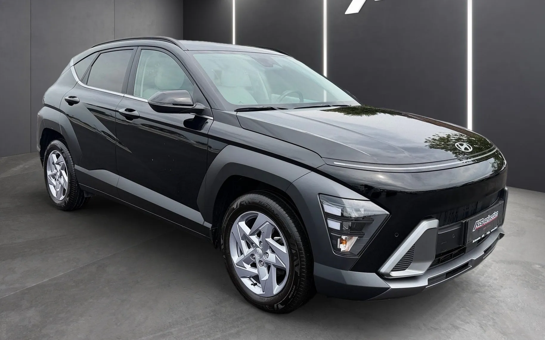 Zunanja slika - Hyundai Kona - 1.0 T-GDI 120 ISG MHEV Premium DCT-SLO-1.lastnik - 2