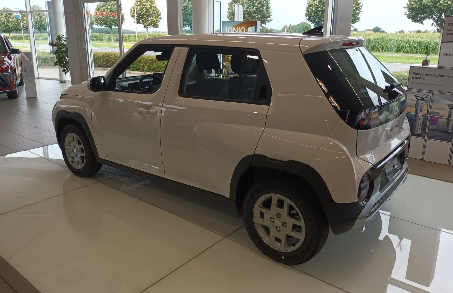 Zunanja slika - Hyundai Inster - 42 kWh - 5