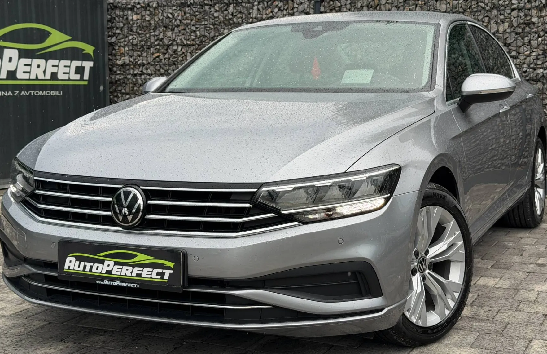 Zunanja slika - Volkswagen Passat - 2.0 TDI BMT SCR DSG |SLO|KAM|3 CON.|NAVI| - 3