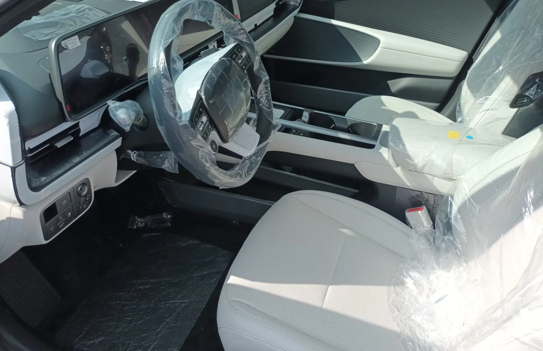 Zunanja slika - Hyundai Ioniq 6 - Impression  84 kWh  20 NOVI MODEL NA ZALOGI - 9