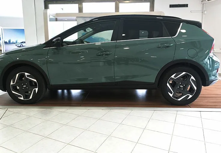 Zunanja slika - Hyundai Bayon - 1.0T-GDI PREMIUM AVT-WINTER-DAB-LED-REZ.K-VIDEO - 3