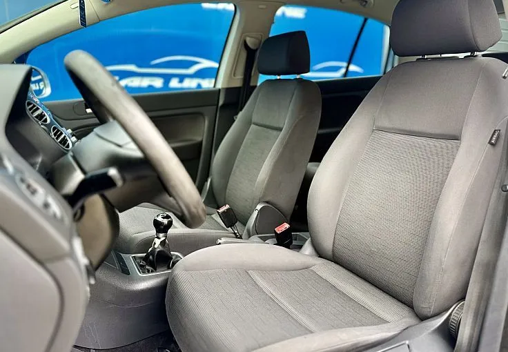 Zunanja slika - Volkswagen Golf - Plus 1.9 TDI 66kW - 7