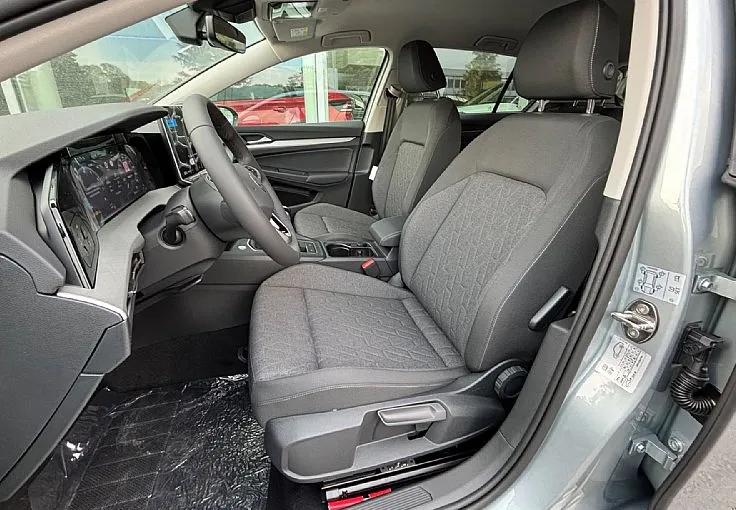 Zunanja slika - Volkswagen Golf - 1.5 TSI BMT 4All - 9