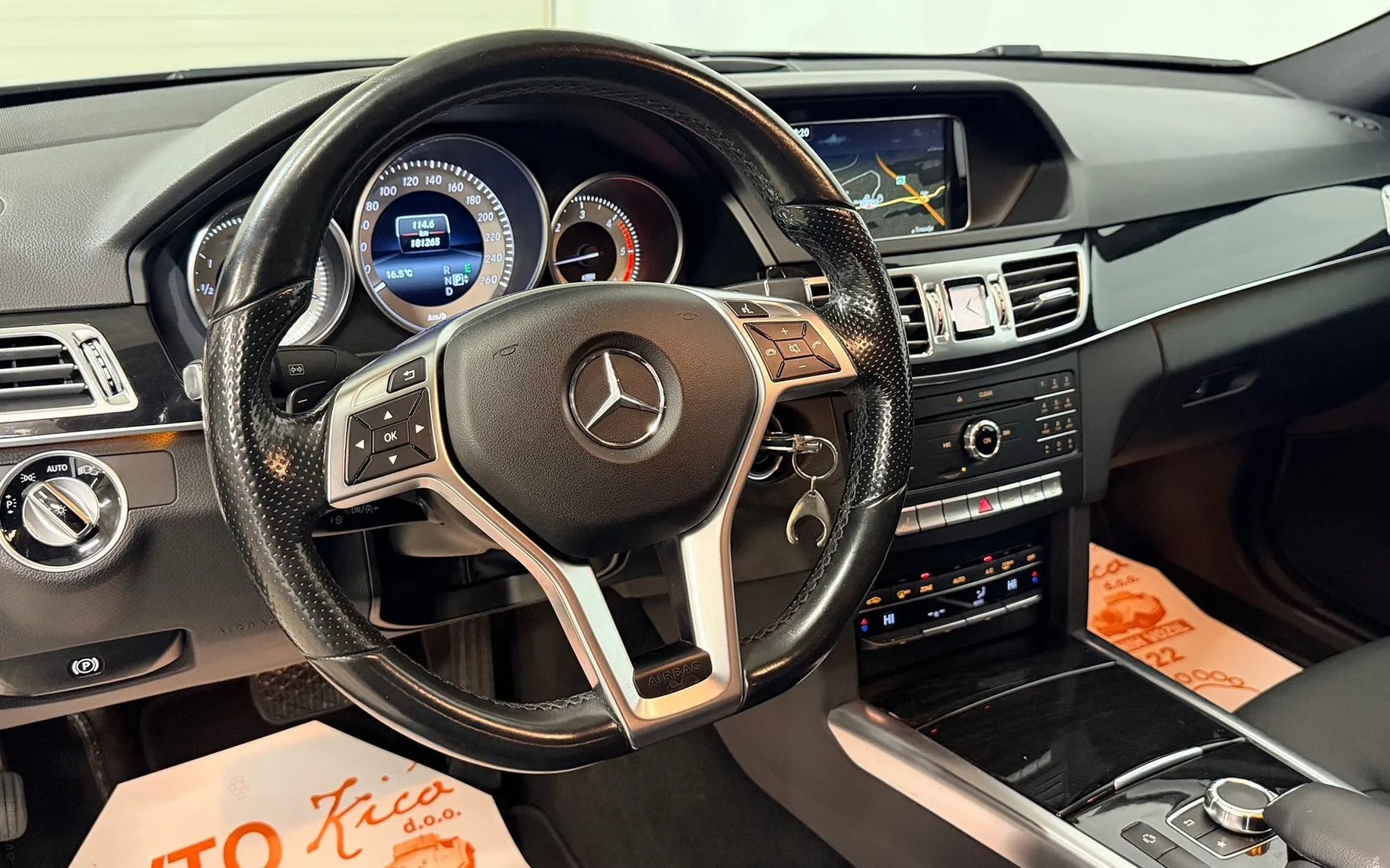 Notranja slika - Mercedes-Benz E-Razred - 200 CDI-EDITION-AUT-BI-XENON-LED-NAVIGACIJA-TEMPO. - 9