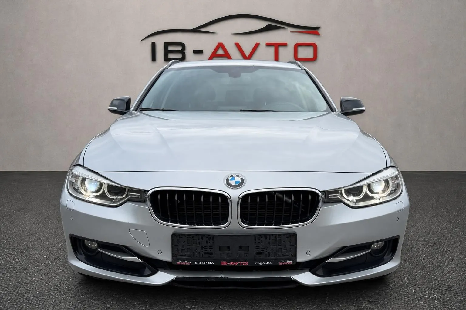 Zunanja slika - BMW serija 3 Touring: - 318d Touring - 5