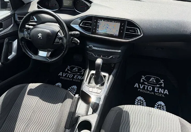 Zunanja slika - Peugeot 308 - 1.6 HDI avt. - LED - PDC - NAVI - ALU16 - 11