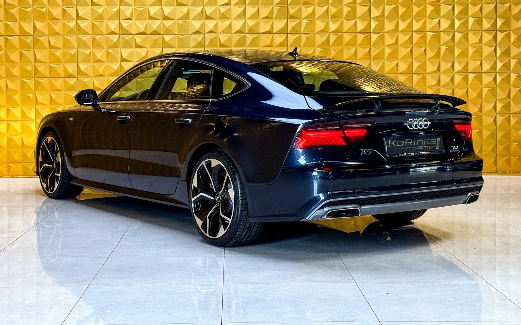 Notranja slika - Audi A7 - 3.0 TDI Quattro AUT. S Line-MATRIX-F1 - 8