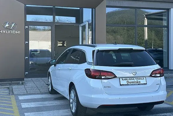 Zunanja slika - Opel Astra - Sports Tourer 1.6 CDTI°°Veliki servis narejen - 3