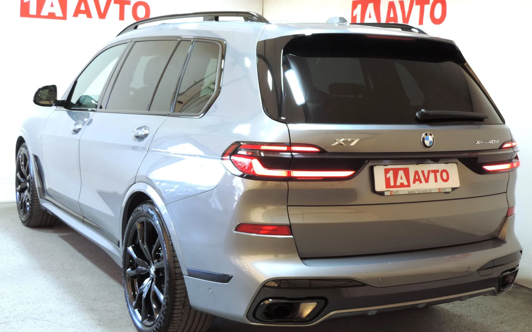 Zunanja slika - BMW serija X7 - X7 xDrive40d M SPORT SKY PANORAMA..... - 7