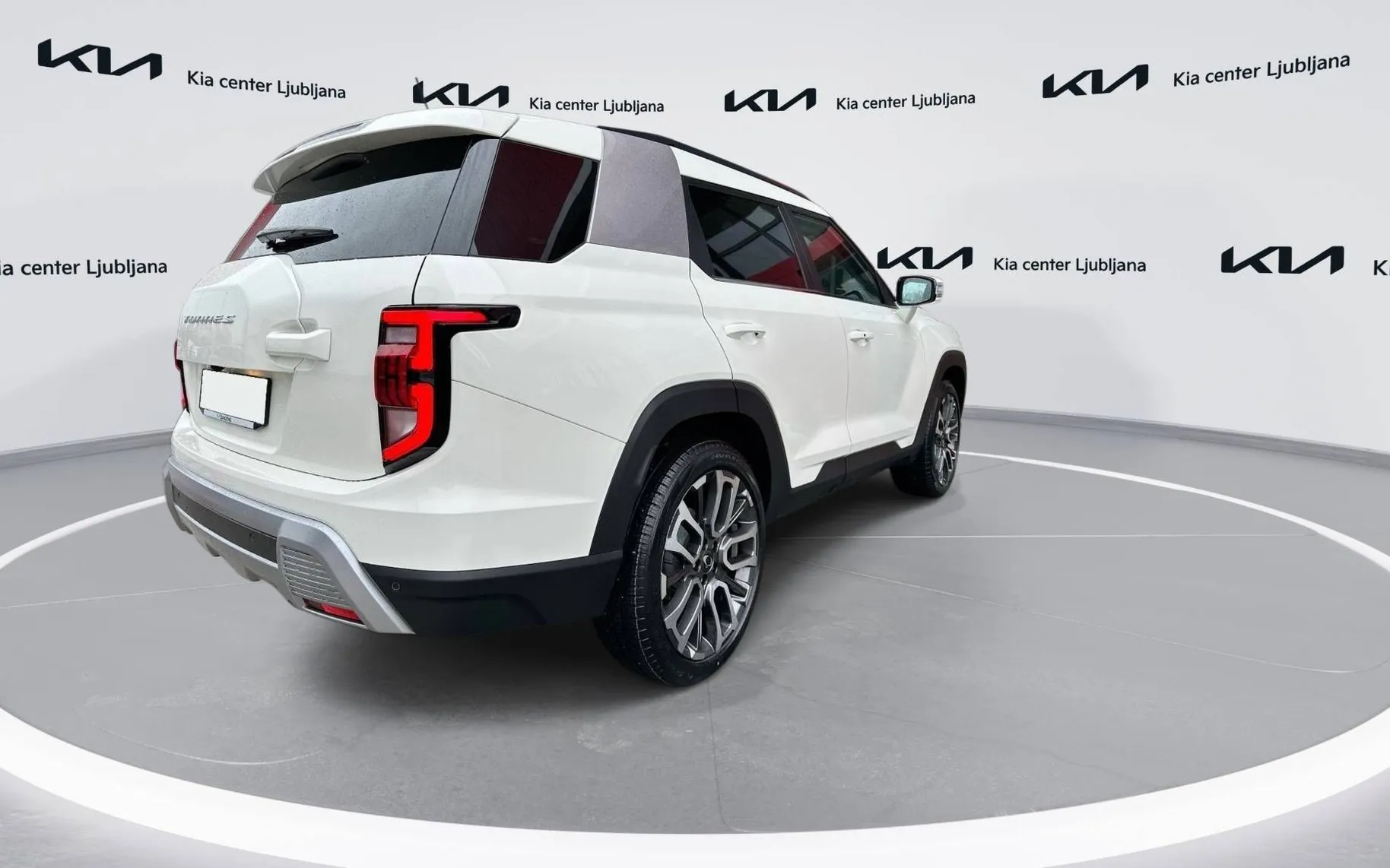 Zunanja slika - SsangYong Torres - 1.5 T-GDI PREMIUM 4WD AT - 5
