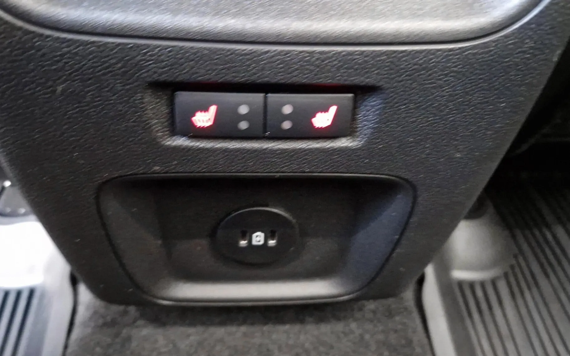 Zunanja slika - Ford Kuga - 2.5 Duratec FHEV Titanium CVT-SLO-LED-NAVI-KAMERA - 11