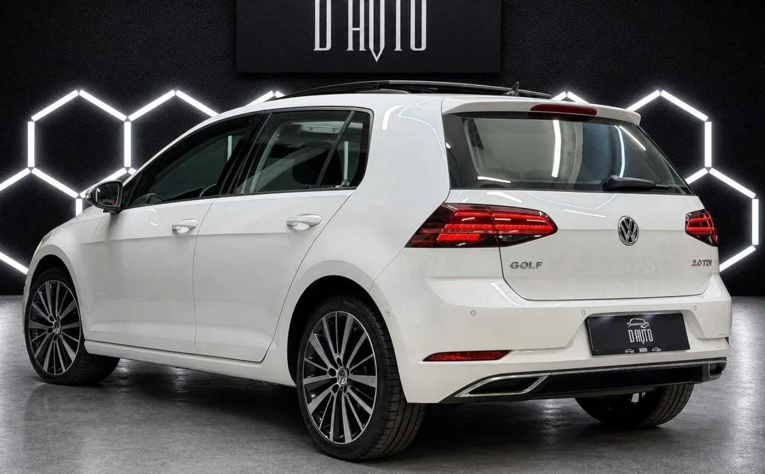 Zunanja slika - Volkswagen Golf - 2.0 TDI Highline|PANORAMA|LED|ACC|KAMERA|PERLA| - 6