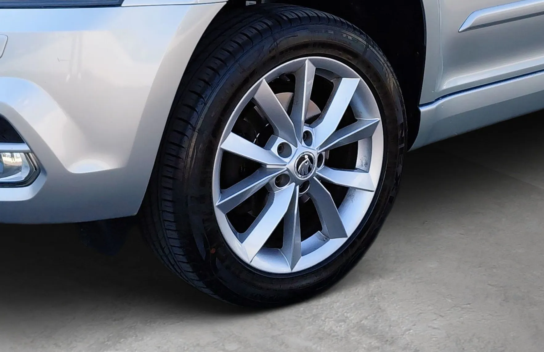 Zunanja slika - Škoda Yeti - 4x4 2.0 TDI Style DSG SLO - Kamera - 6