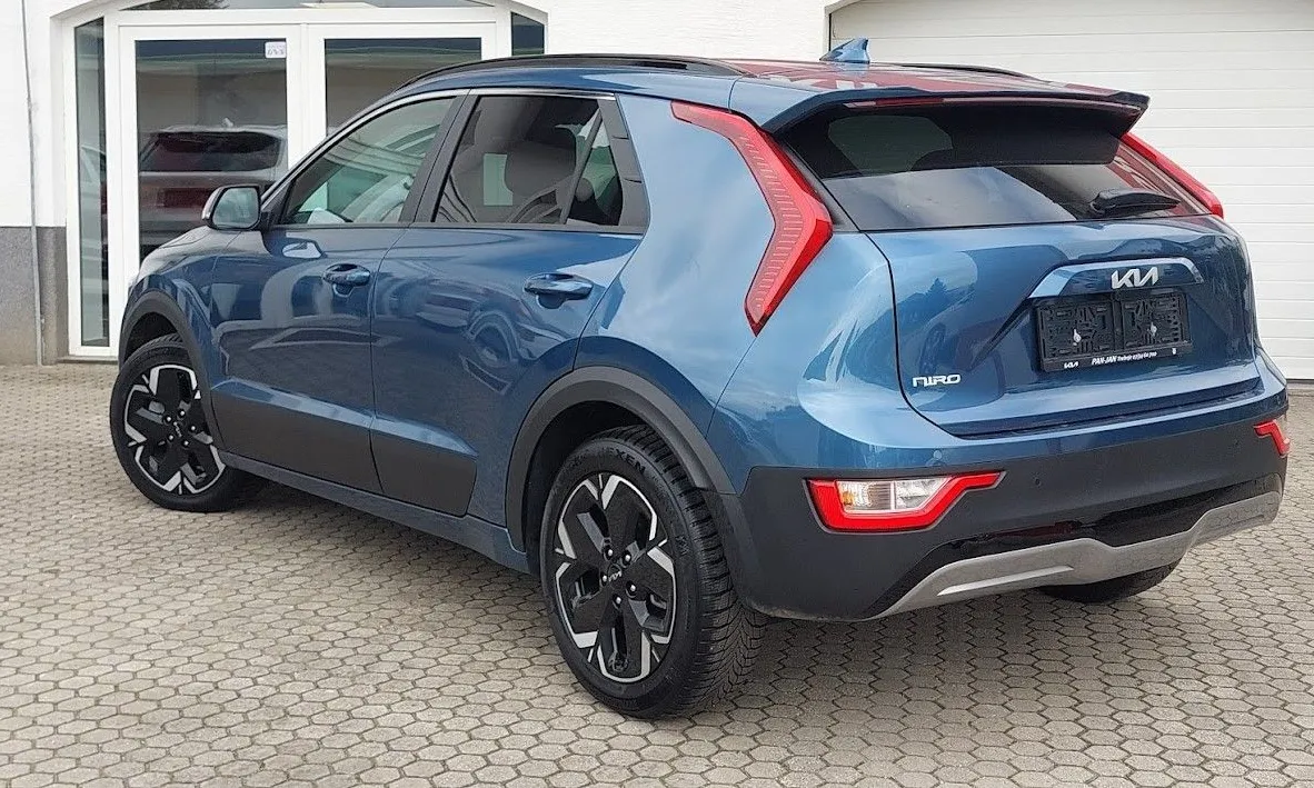 Zunanja slika - KIA Niro - EV 150kW EX Limited Edition 64kWh - 2