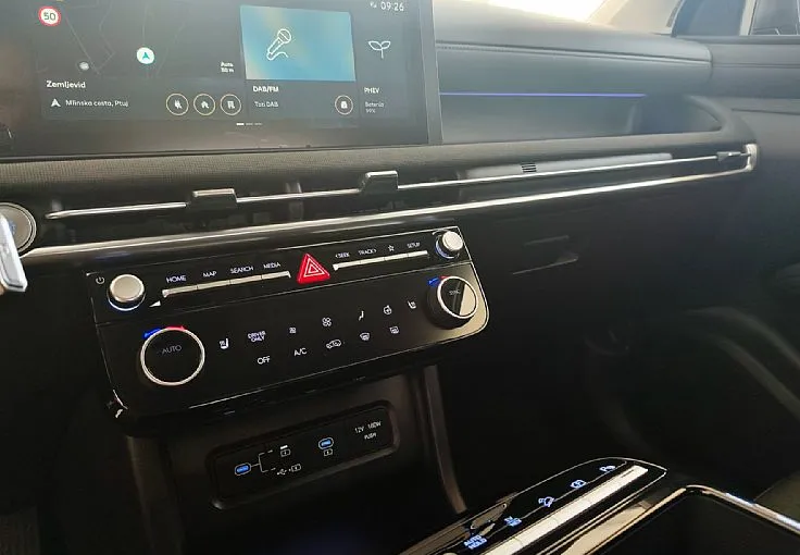 Zunanja slika - Hyundai Tucson - 1.6 4WD PHEV PREMIUM-PTG-MRT.K-AKT.T-LED-KAM-VIDEO - 10