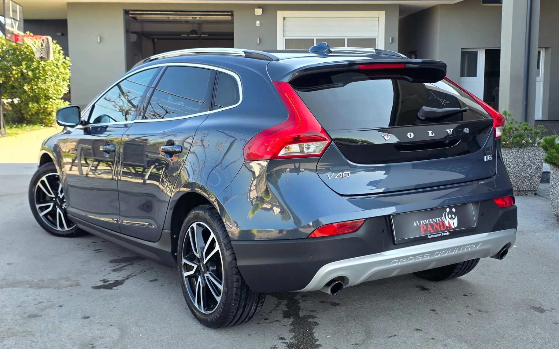 Zunanja slika - Volvo V40 - Cross Country D3 Aut. Ocean Race - 3