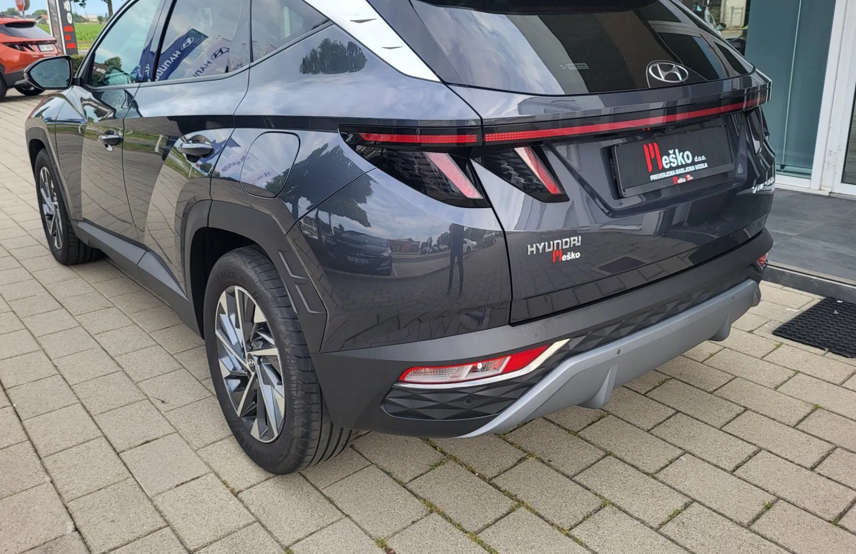 Zunanja slika - Hyundai Tucson - 1.6 T GDI Premium tov.garanc-1 last-slo-navi-kamer - 5