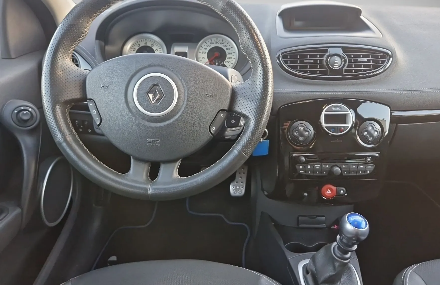 Zunanja slika - Renault Clio - Gordini 1.6 16V - 12