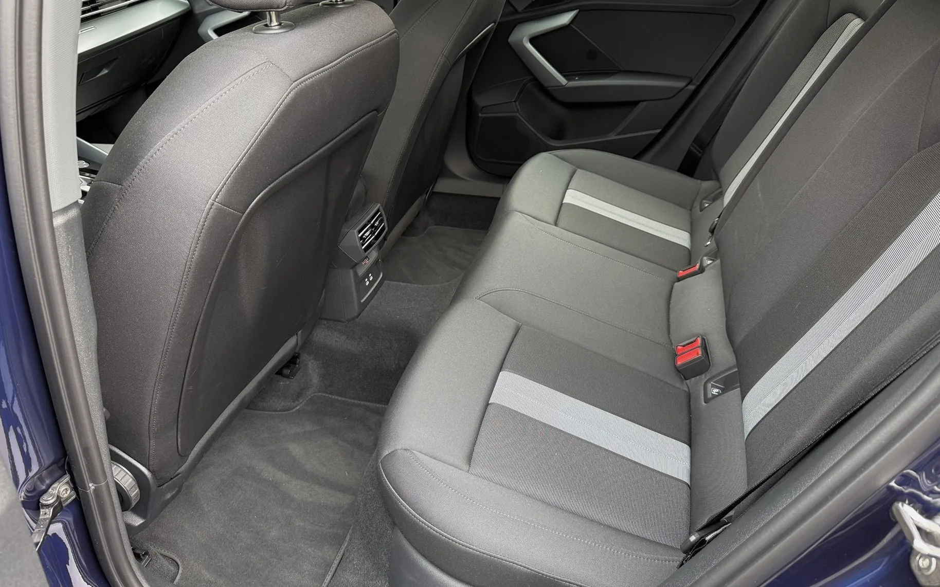 Zunanja slika - Audi A3 - 30 TFSI AVT|LED|VIRTUAL|RADAR|VELIKA NAVI|18C - 11