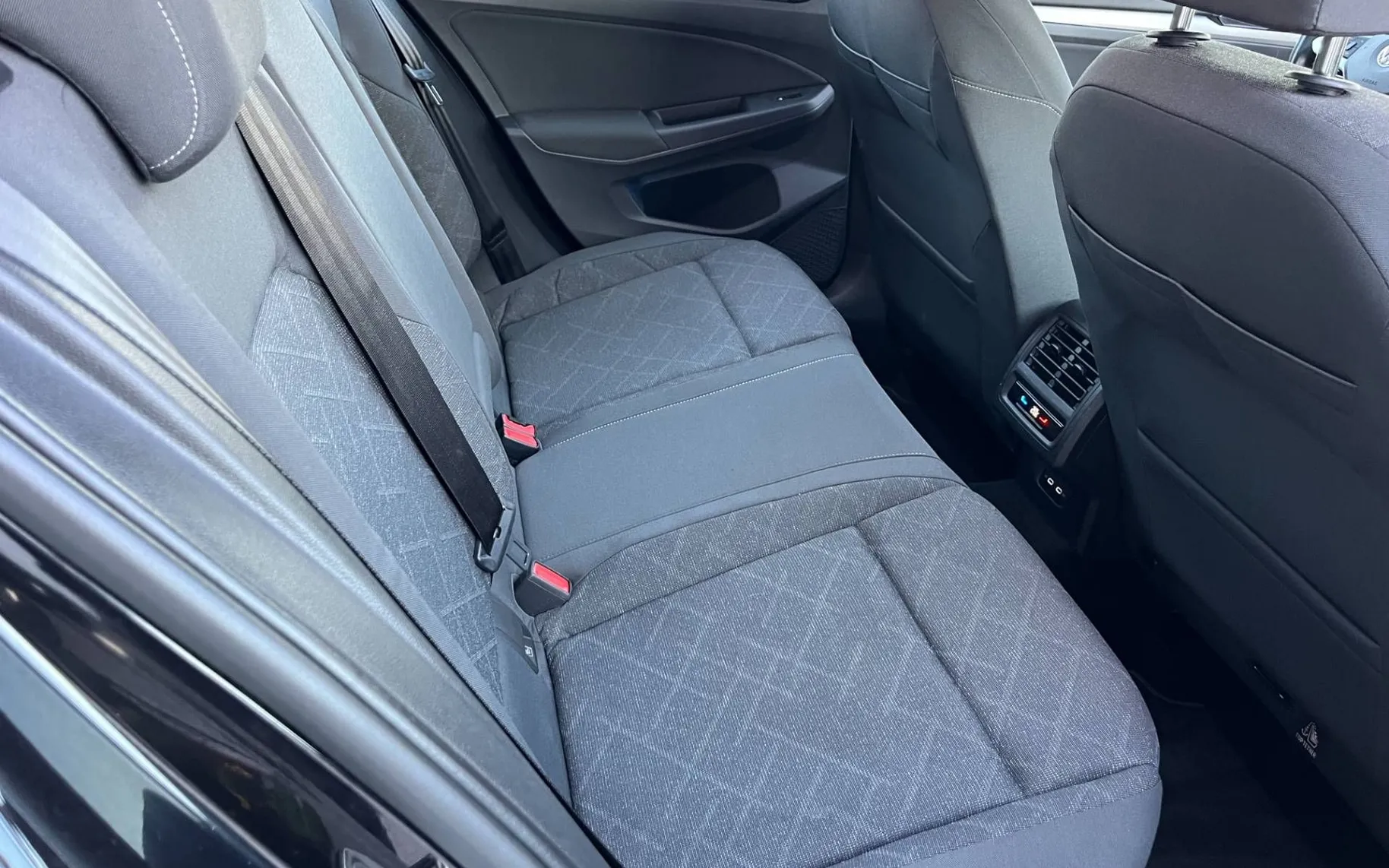 Notranja slika - Volkswagen Golf - 2.0 TDI BMT-1 LASTNICA-ALU-NAVI-LED-ODLIČEN... - 11