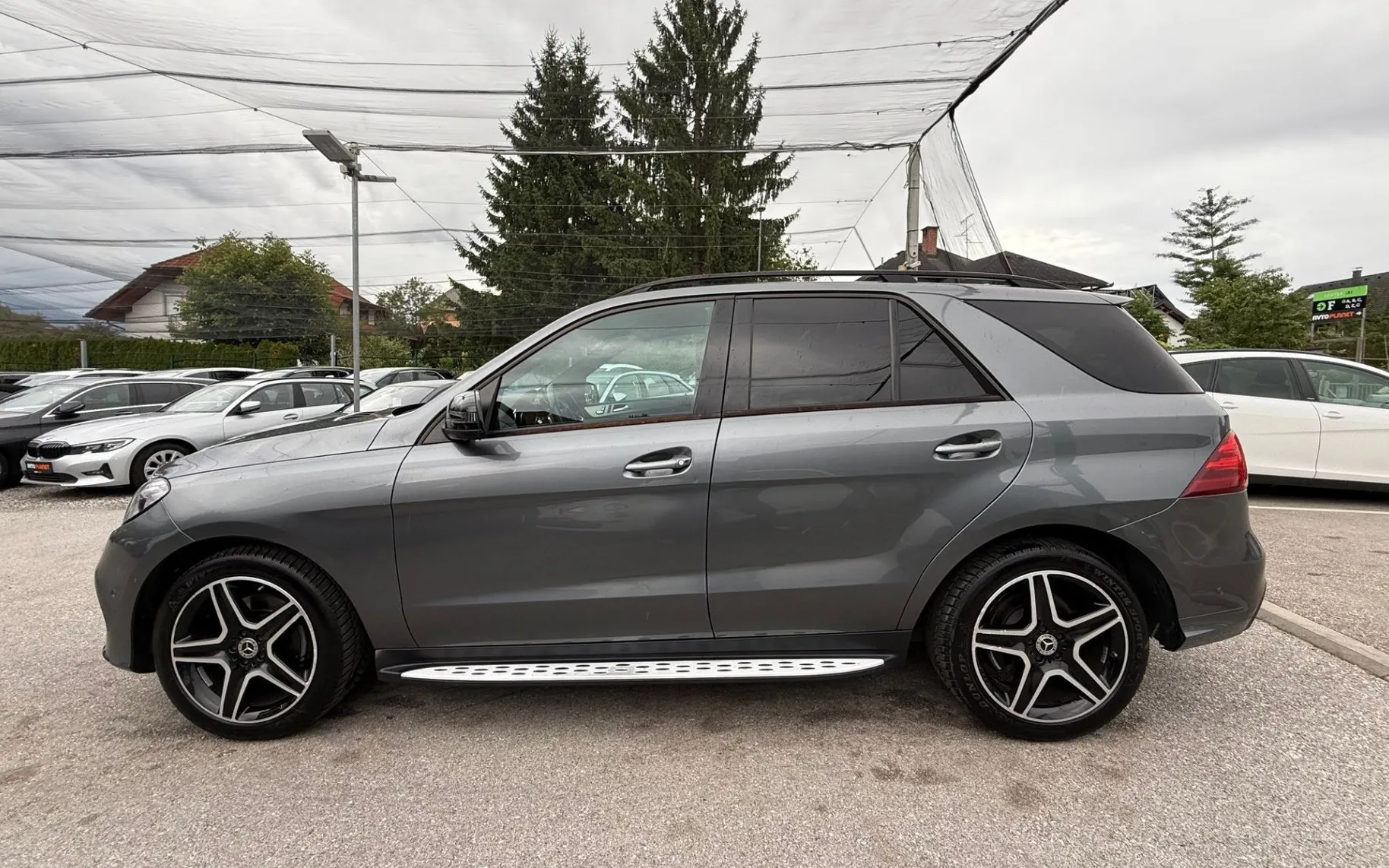 Zunanja slika - Mercedes-Benz GLE-Razred - GLE 350 d 4MATIC AMG LiNE AIRMATIC LED 360K ALU20 - 2