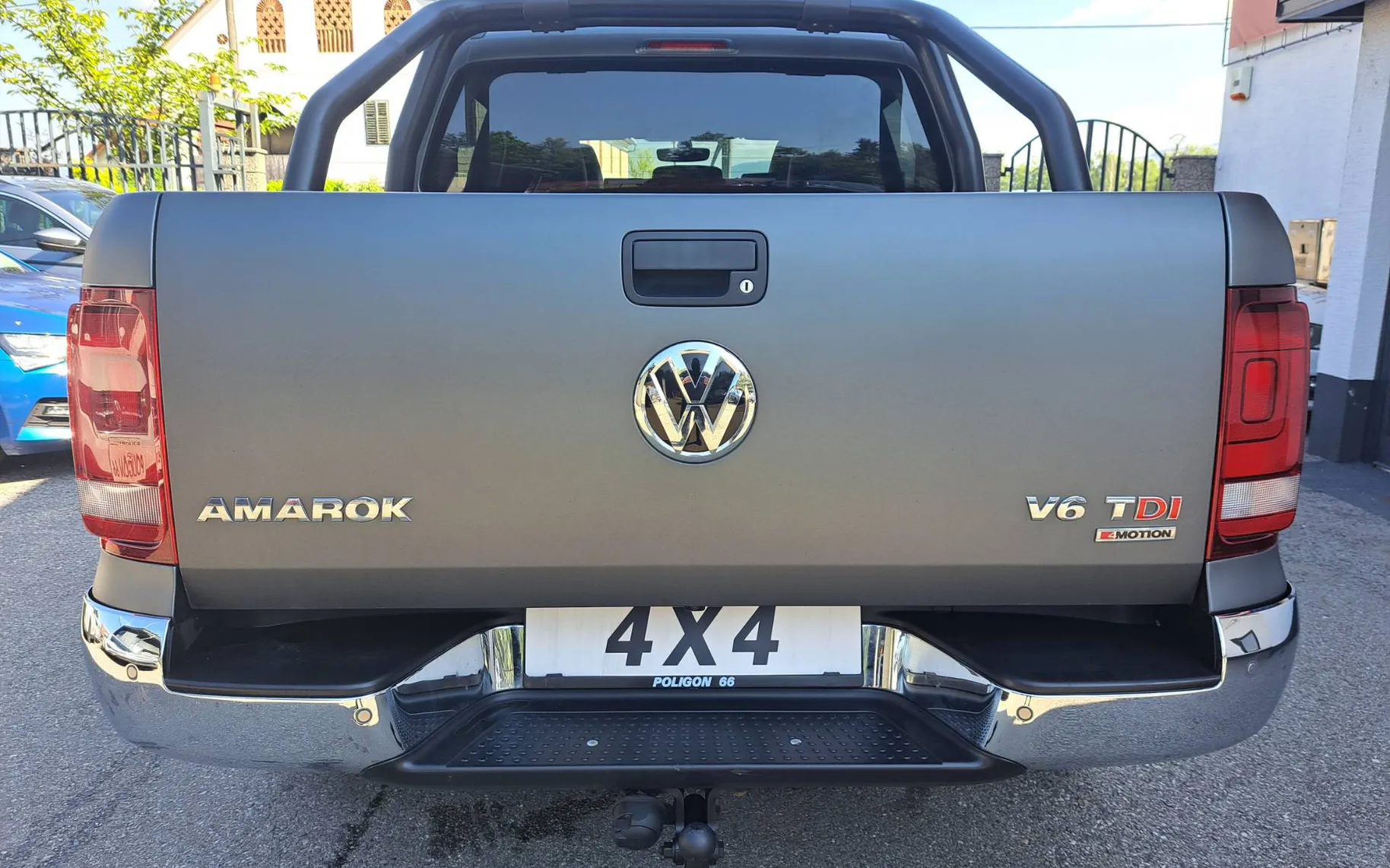 Zunanja slika - VW Amarok - 3.0 Tdi-4MOTION-Avt-1 LASTNIK-FULL LED-GARANCIJA - 5